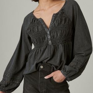 Lucky Brand Textured Babydoll Textured Top Gray